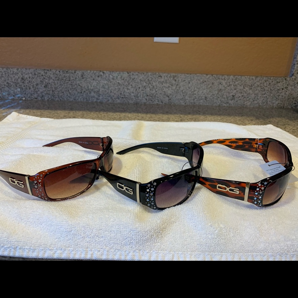 (3) Pairs of Women's Sunglasses....Brand New